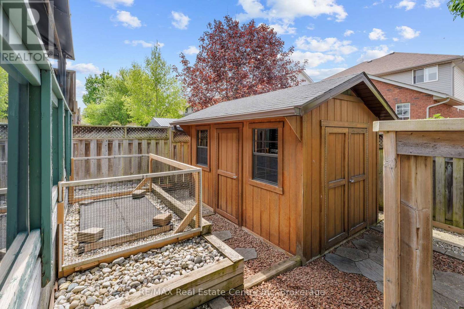 137 Gosling Gardens, Guelph, Ontario  N1G 5E6 - Photo 14 - X12163233