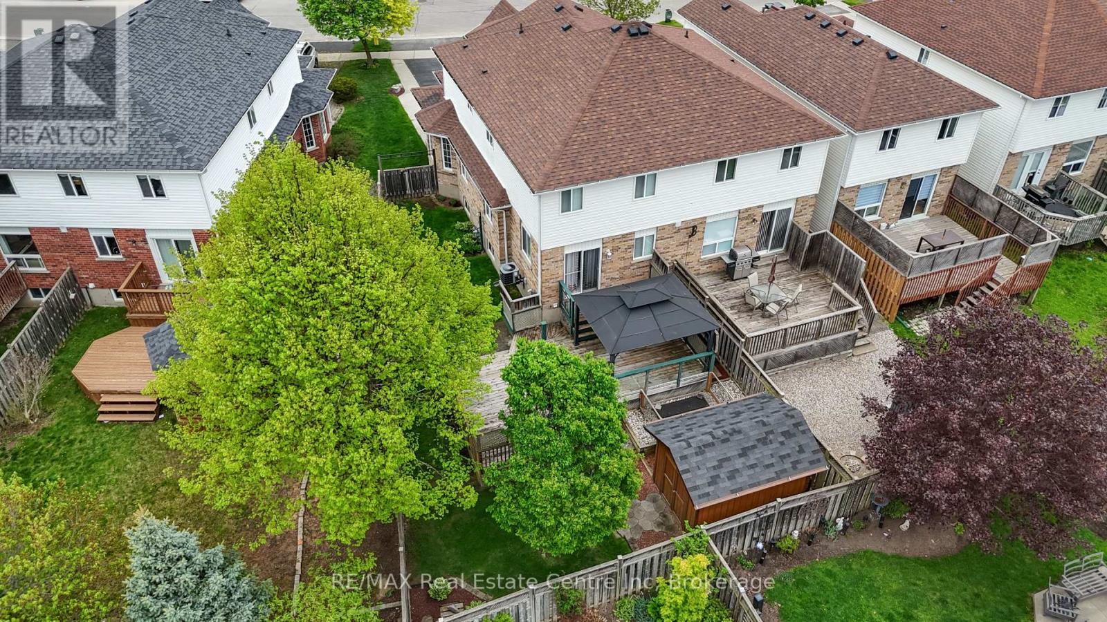 137 Gosling Gardens, Guelph, Ontario  N1G 5E6 - Photo 6 - X12163233