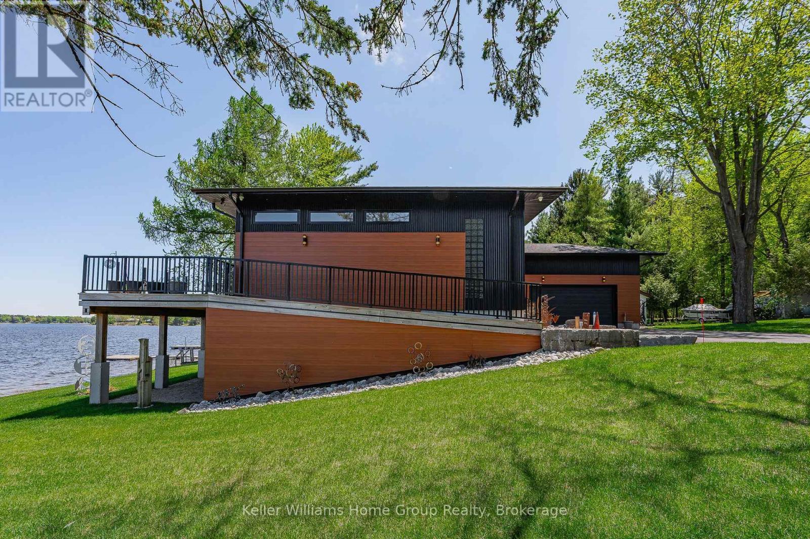 62 Third Line Road, Centre Wellington, Ontario  N0B 1J0 - Photo 4 - X12163251