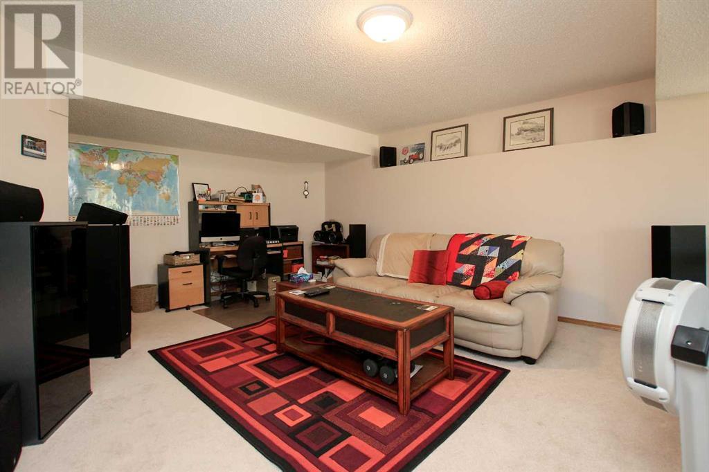 51 Jenkins Drive, Red Deer, Alberta  T4P 3X1 - Photo 33 - A2217325