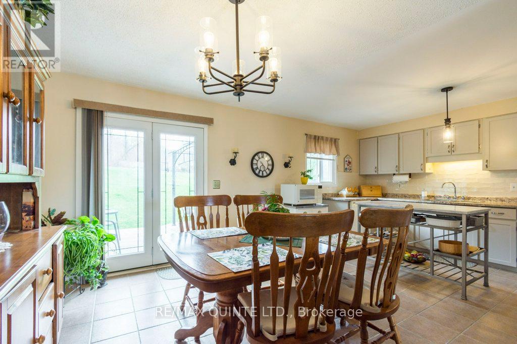 3 Cumberland Street, Prince Edward County, Ontario  K0K 2T0 - Photo 13 - X12163172