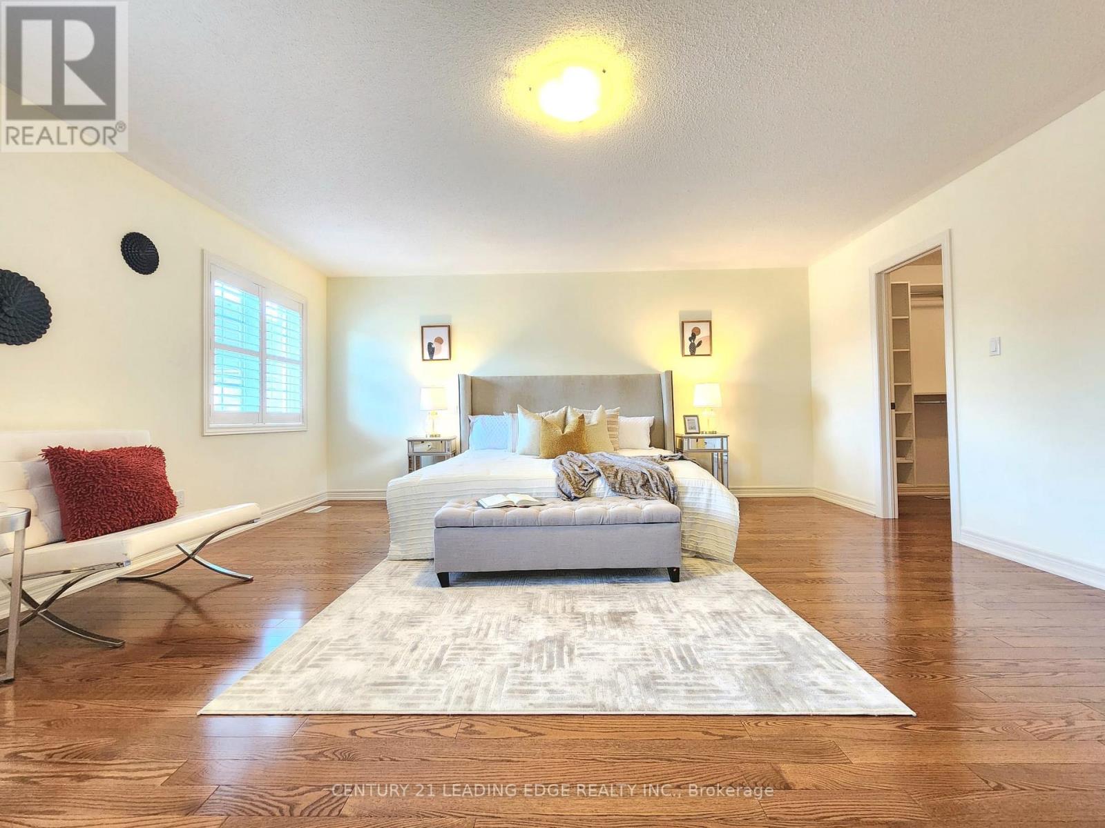 6 Castleglen Boulevard, Markham, Ontario  L6C 0A8 - Photo 19 - N12163005