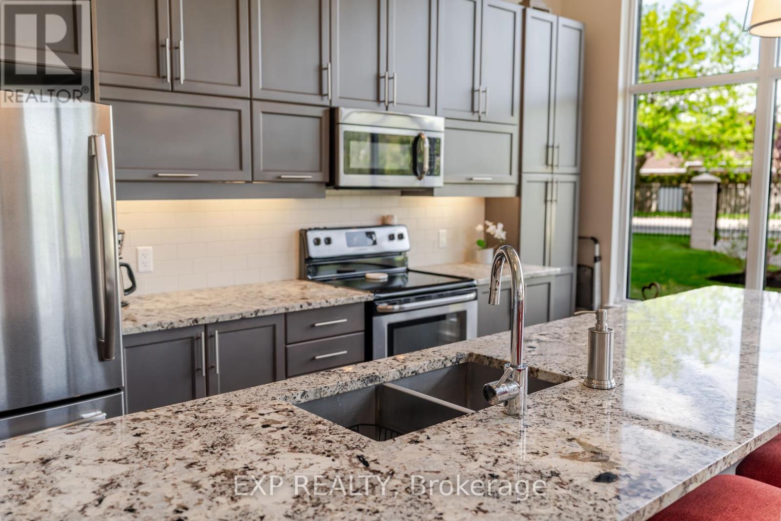 101 - 330 Titan Private, Ottawa, Ontario  K2G 1G3 - Photo 26 - X12163081