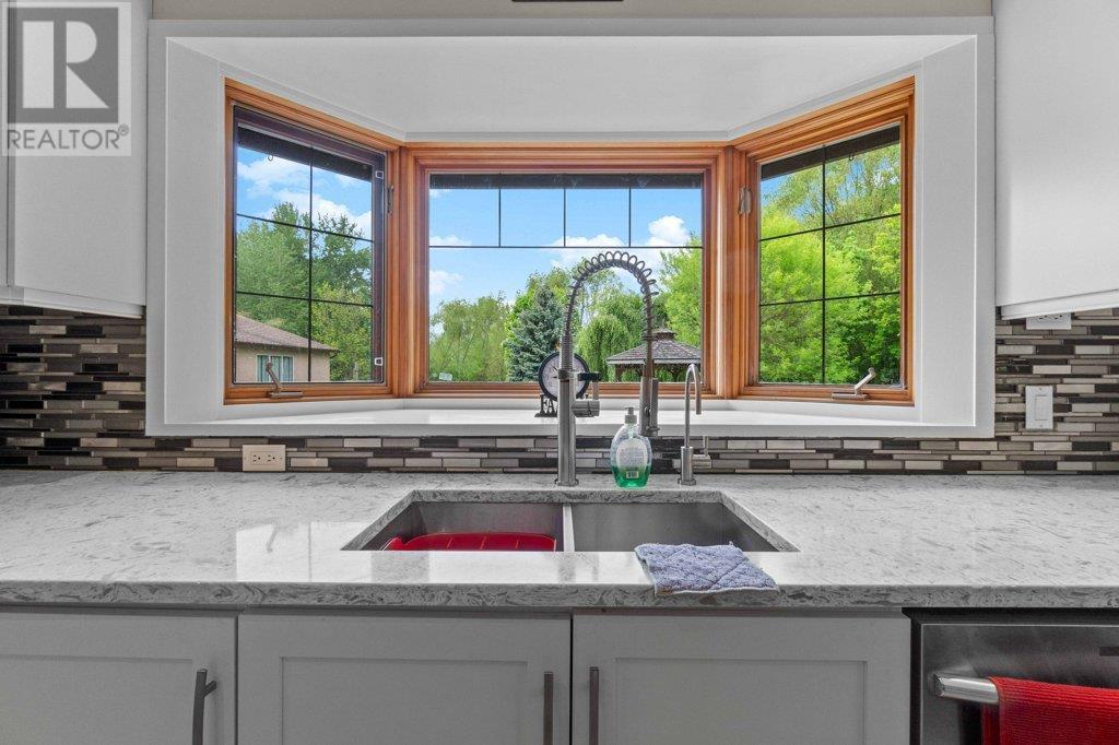 3194 Johnson Road, Salmon Arm, BC V1E3E6