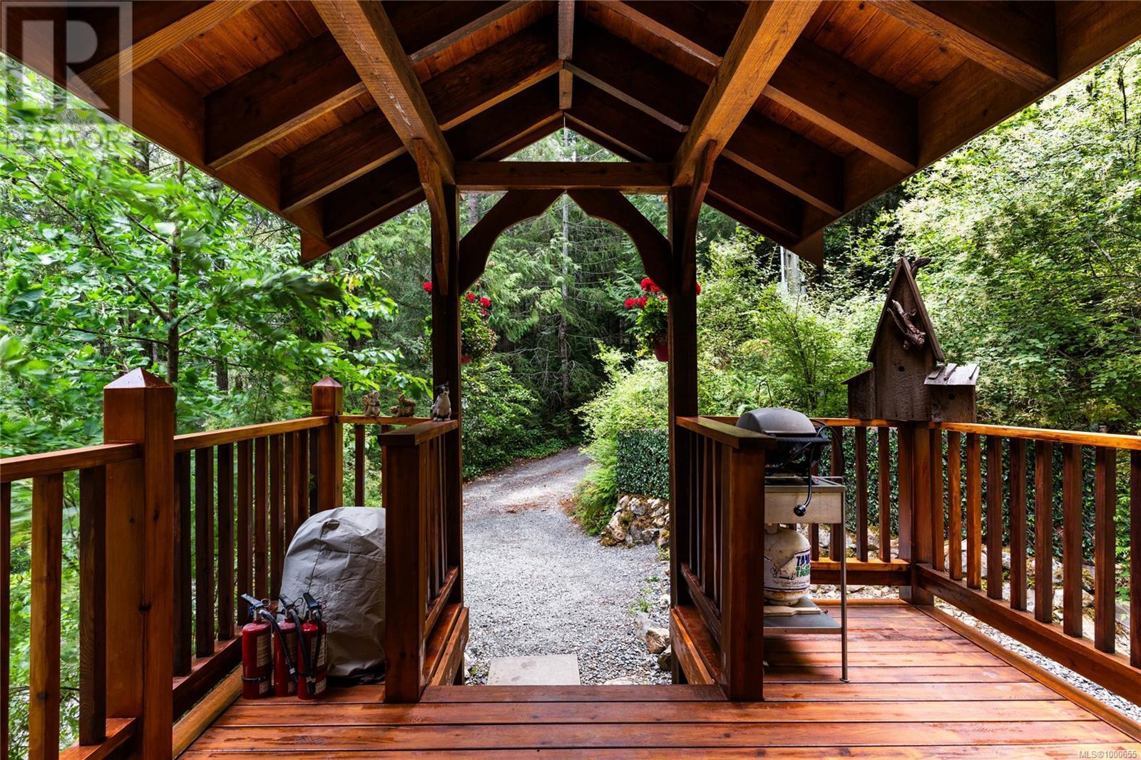 1415 West Shawnigan Lake Rd, Shawnigan Lake, British Columbia  V0R 2W0 - Photo 11 - 1000655