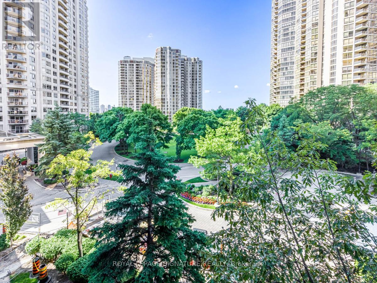 413 - 35 Kingsbridge Garden Circle, Mississauga, Ontario  L5R 3Z5 - Photo 27 - W12162982
