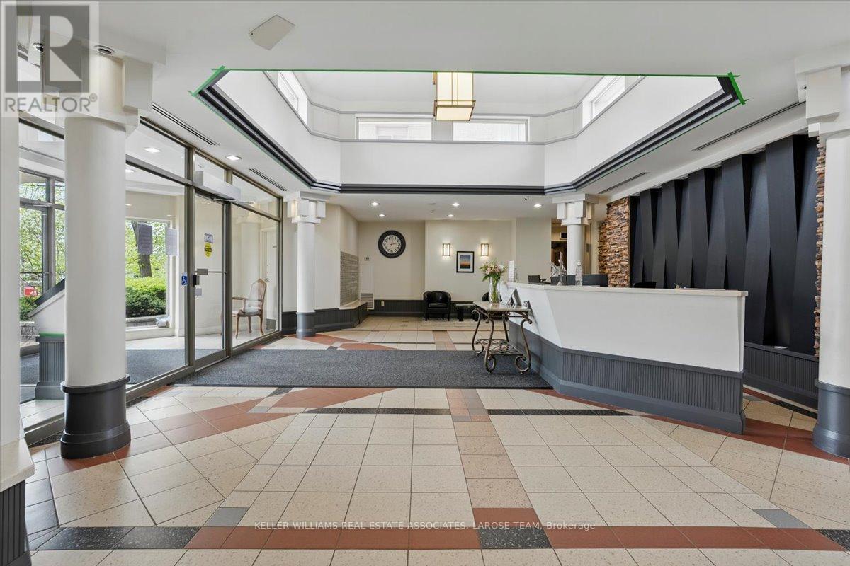 609 - 1150 Parkwest Place, Mississauga (Lakeview), Ontario  L5E 3K4 - Photo 4 - W12162984