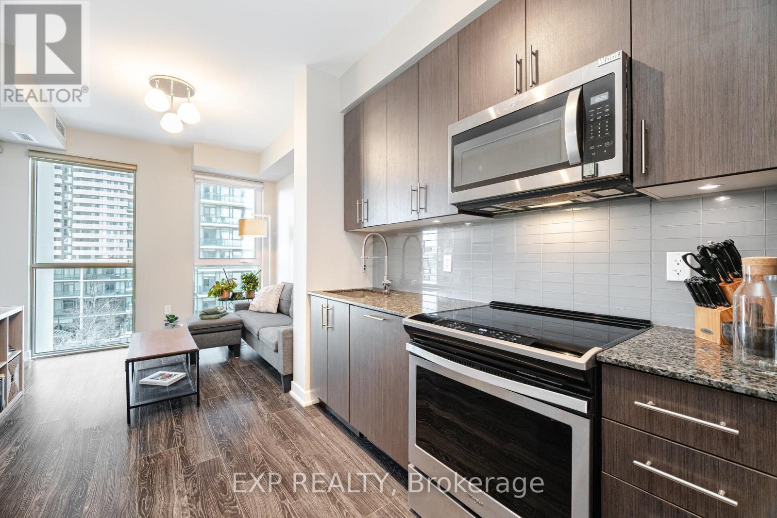 916 - 4055 Parkside Village Drive, Mississauga, Ontario  L5B 0K8 - Photo 11 - W12163027