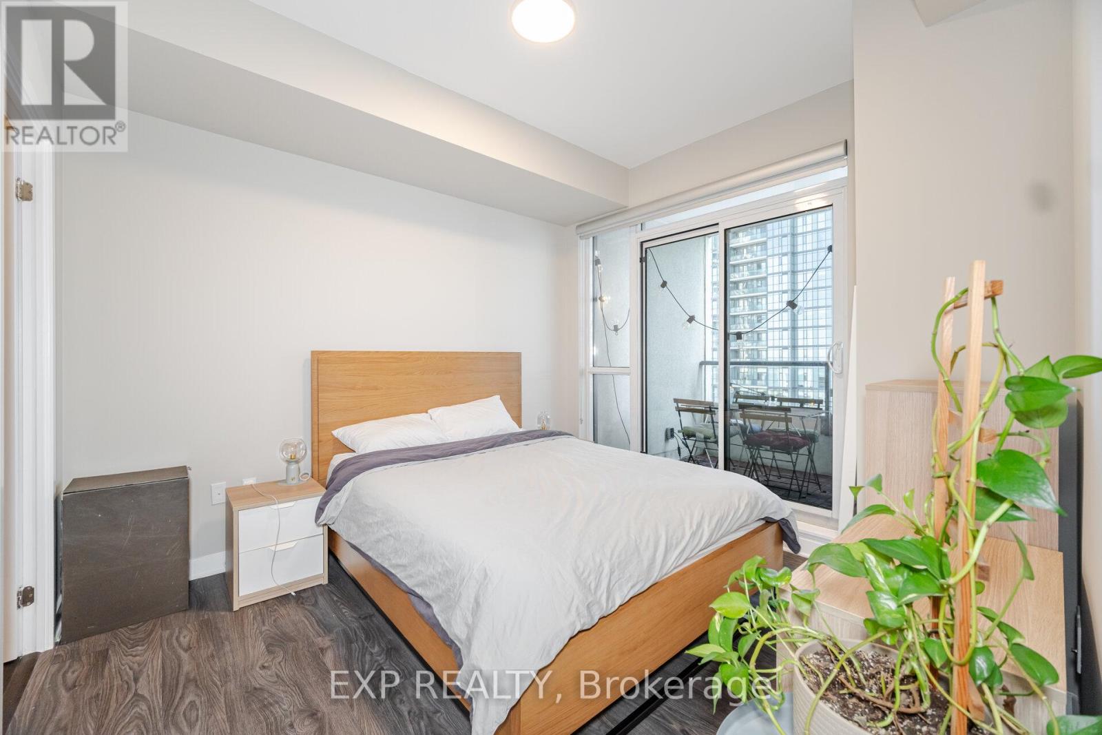 916 - 4055 Parkside Village Drive, Mississauga, Ontario  L5B 0K8 - Photo 14 - W12163027