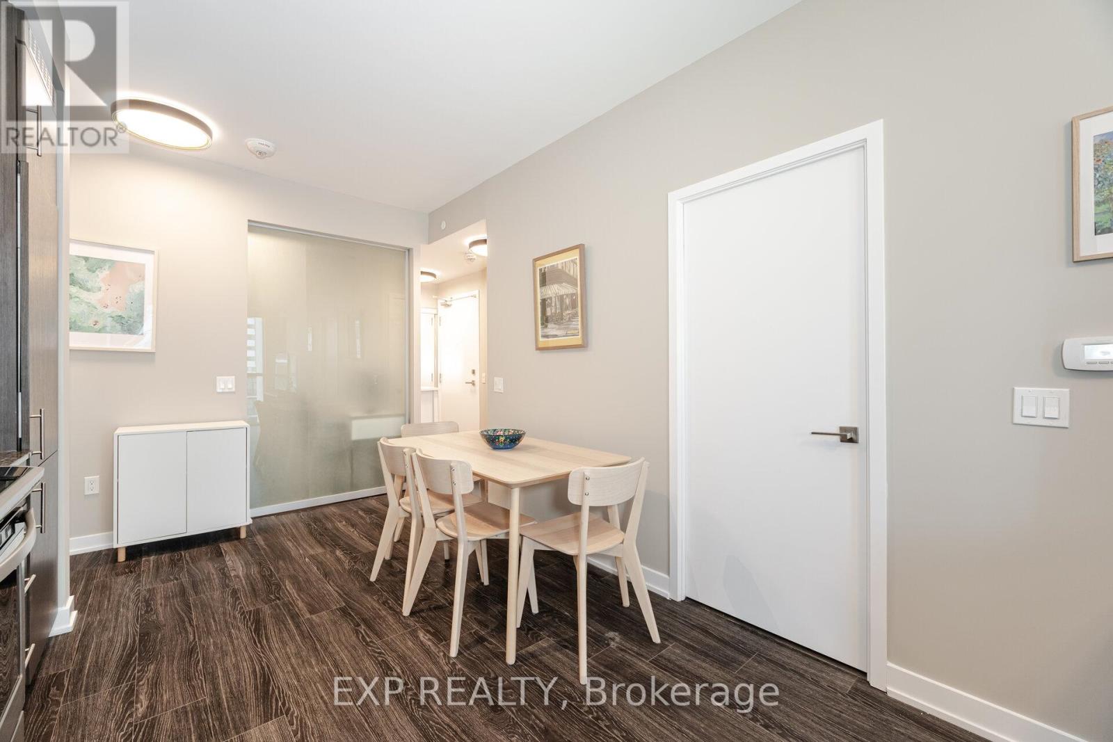 916 - 4055 Parkside Village Drive, Mississauga, Ontario  L5B 0K8 - Photo 6 - W12163027