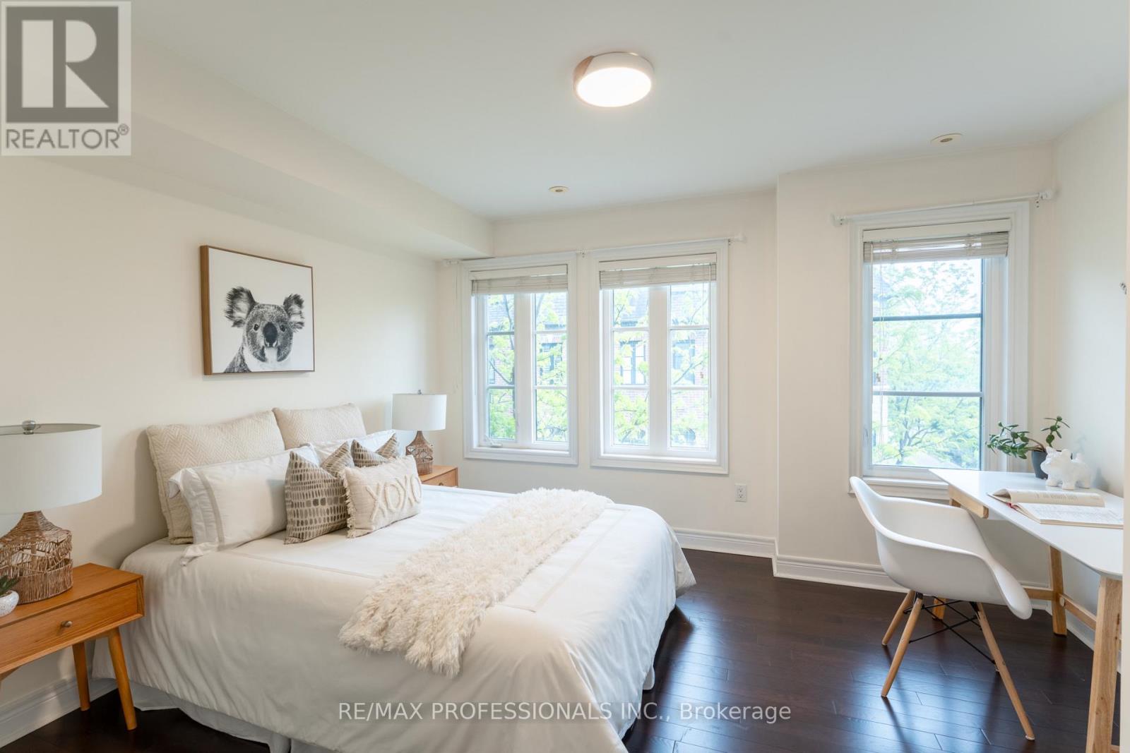 72 Lobo Mews, Toronto, Ontario  M8Z 0B1 - Photo 29 - W12163031
