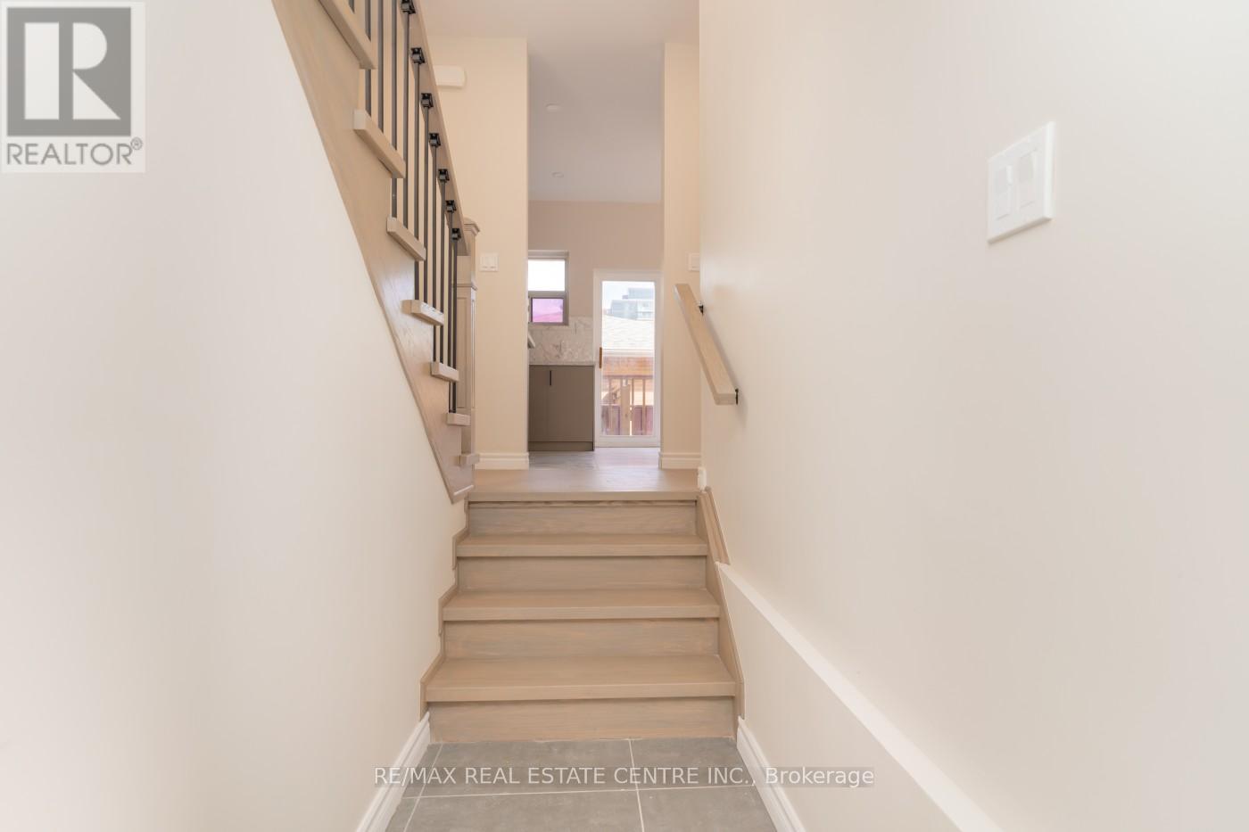 5 Autumn Boulevard, Brampton, Ontario  L6T 2V3 - Photo 6 - W12163037