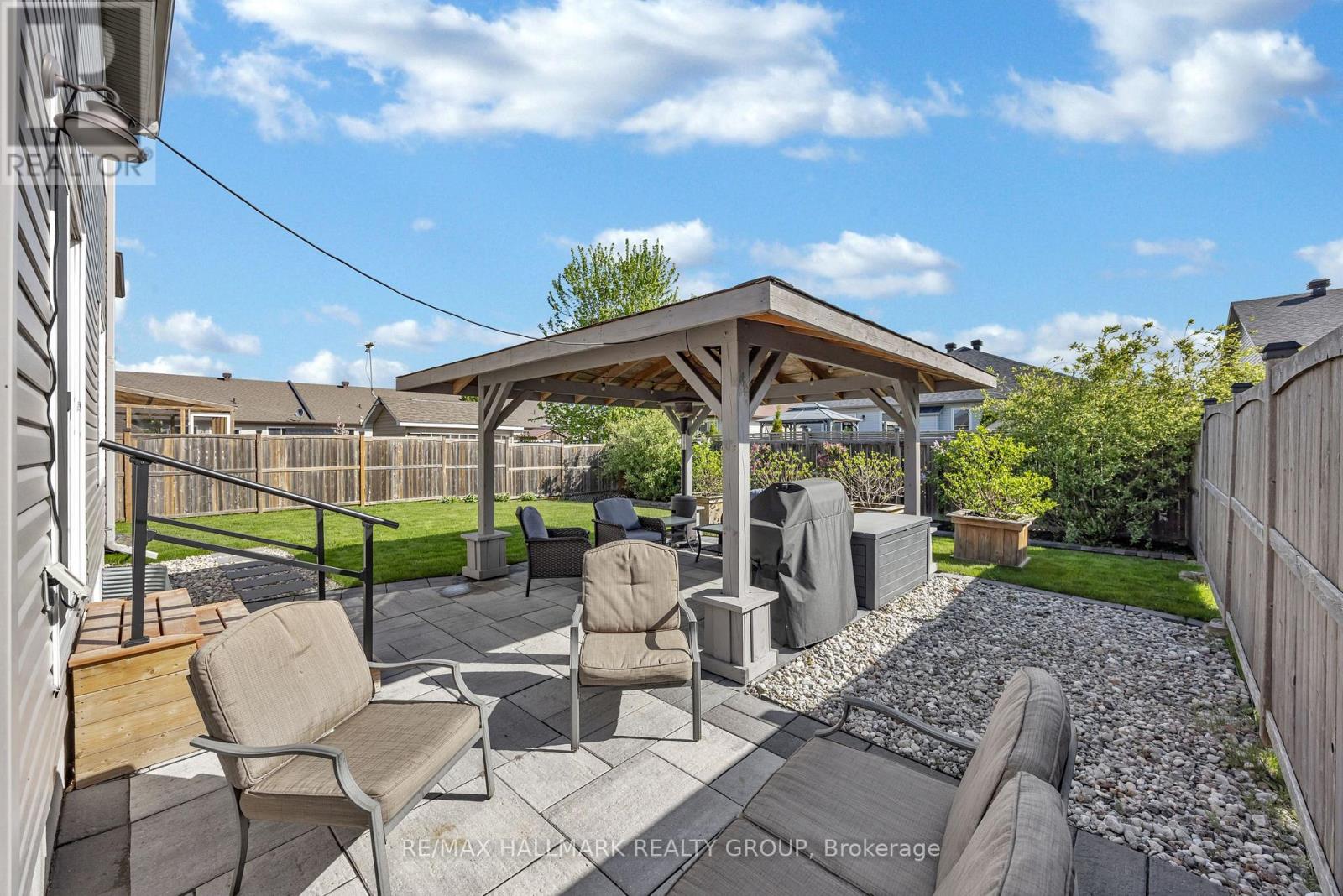 611 Laroque Street, Mississippi Mills, Ontario  K0A 1A0 - Photo 43 - X12156063