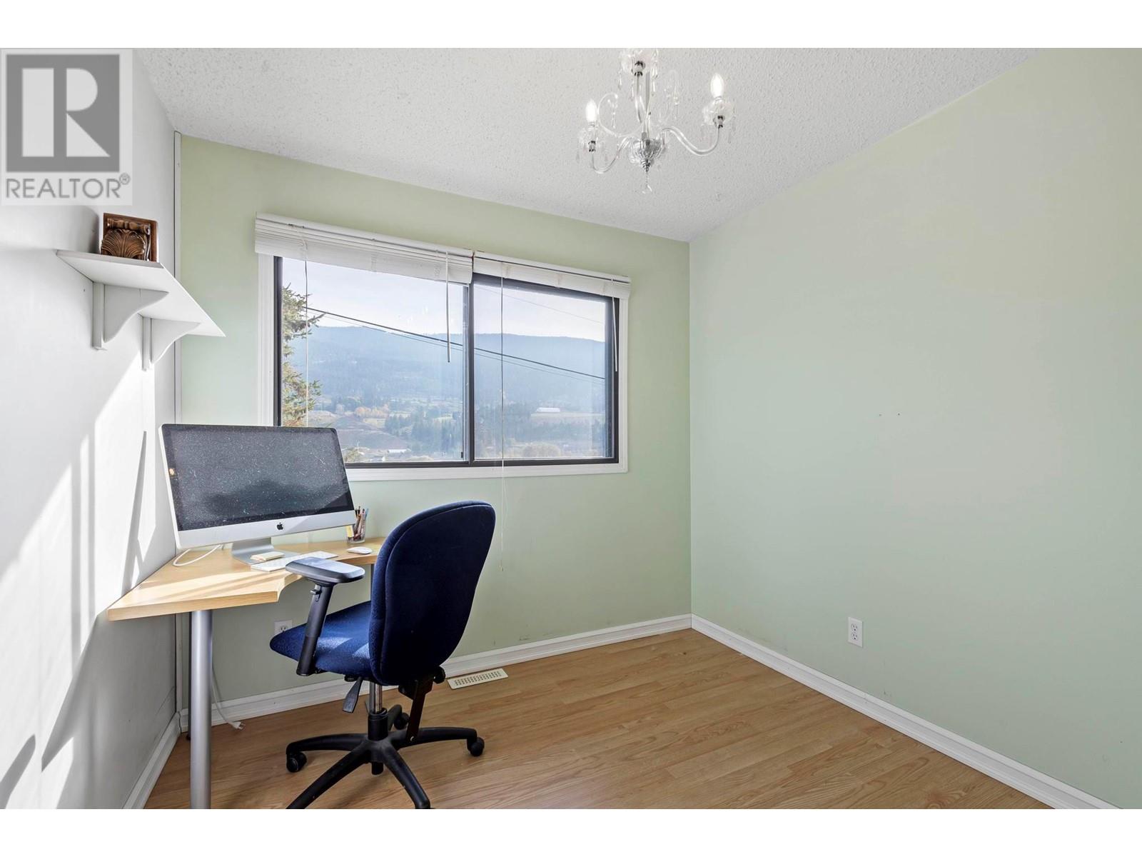 15638 Greenhow Road, Lake Country, BC V4V2E7