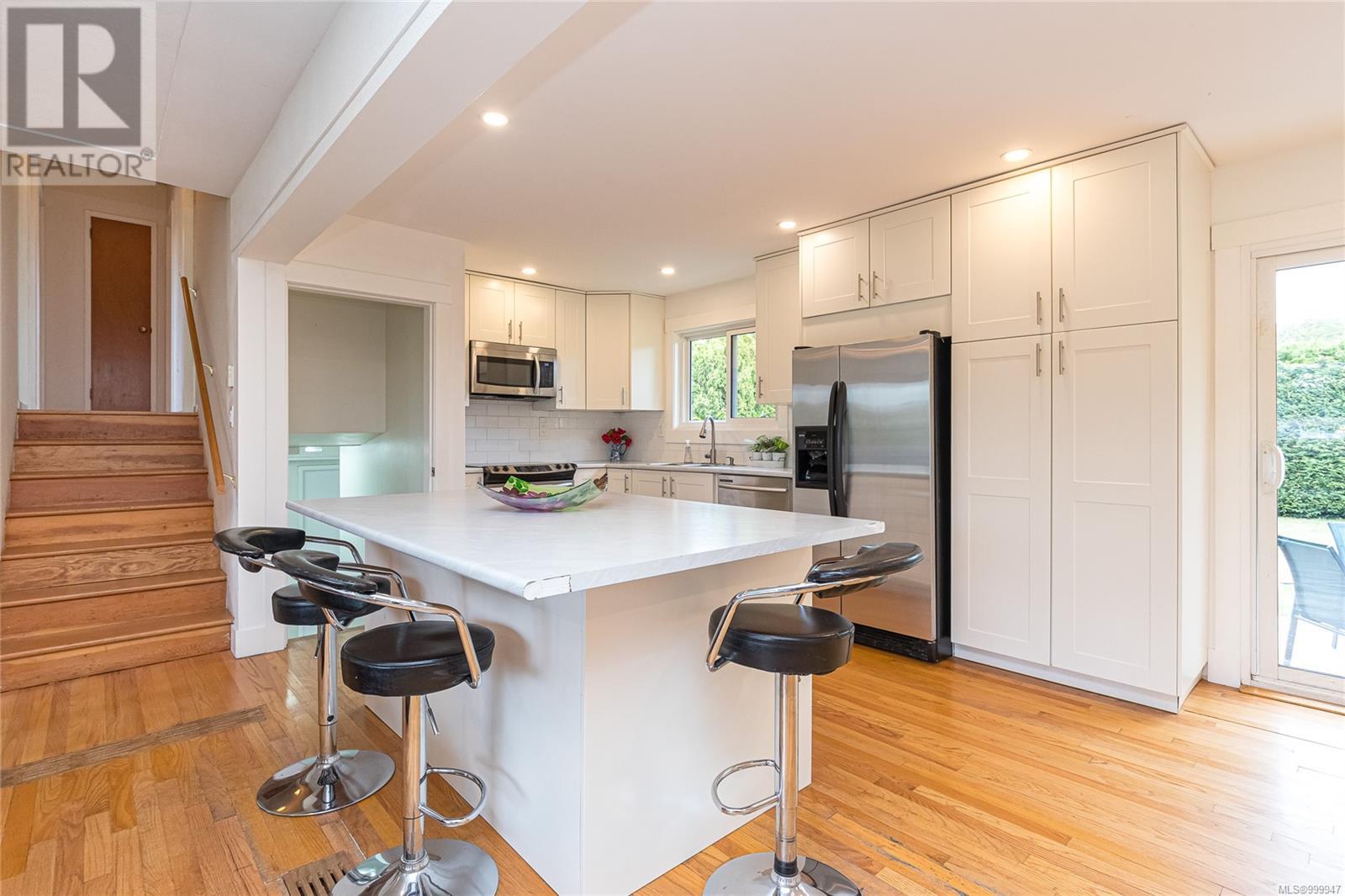 3931 Ansell Rd, Saanich, British Columbia  V8P 4W1 - Photo 6 - 999947