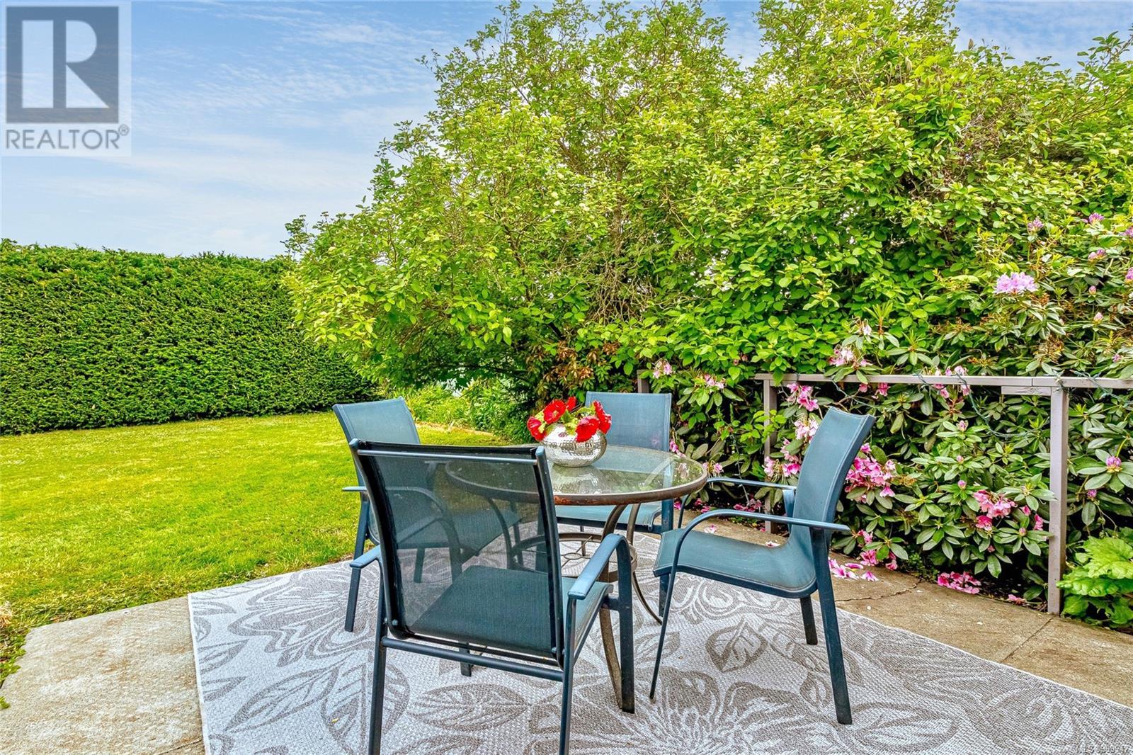 3931 Ansell Rd, Saanich, British Columbia  V8P 4W1 - Photo 41 - 999947