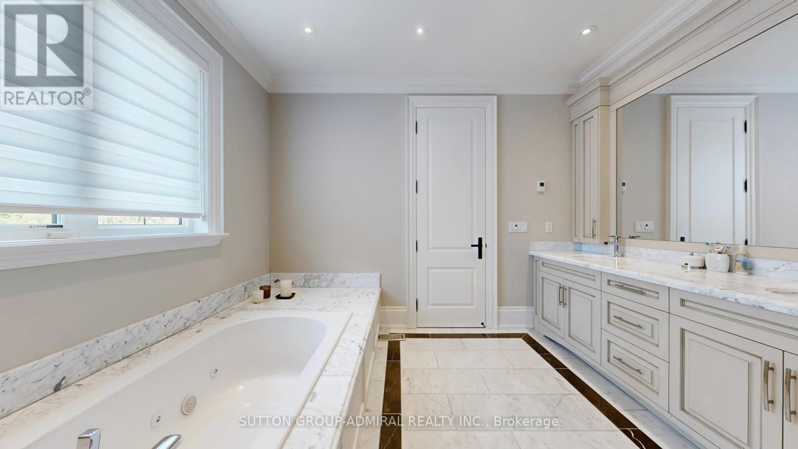 114 Reiner Road, Toronto, Ontario  M3H 2L6 - Photo 21 - C12157146