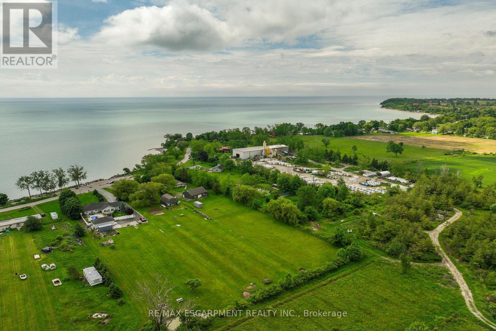 2593 North Shore Drive, Haldimand, Ontario  N0A 1K0 - Photo 43 - X12163058