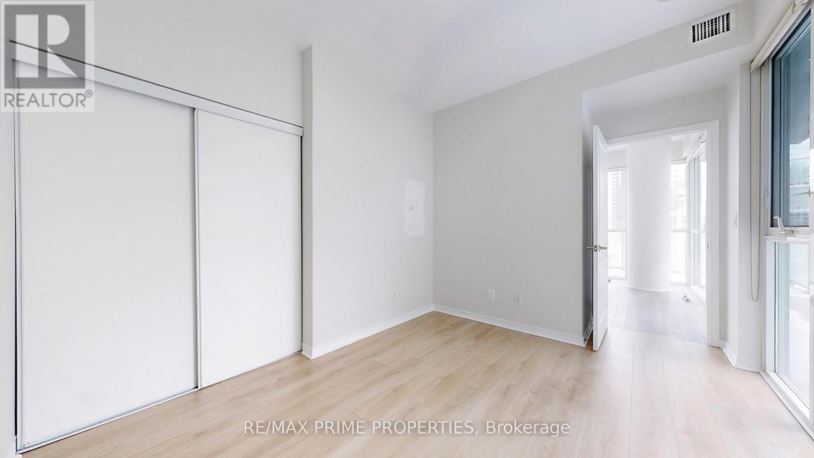 1116 - 352 Front Street W, Toronto, Ontario  M5V 0K3 - Photo 15 - C12163182