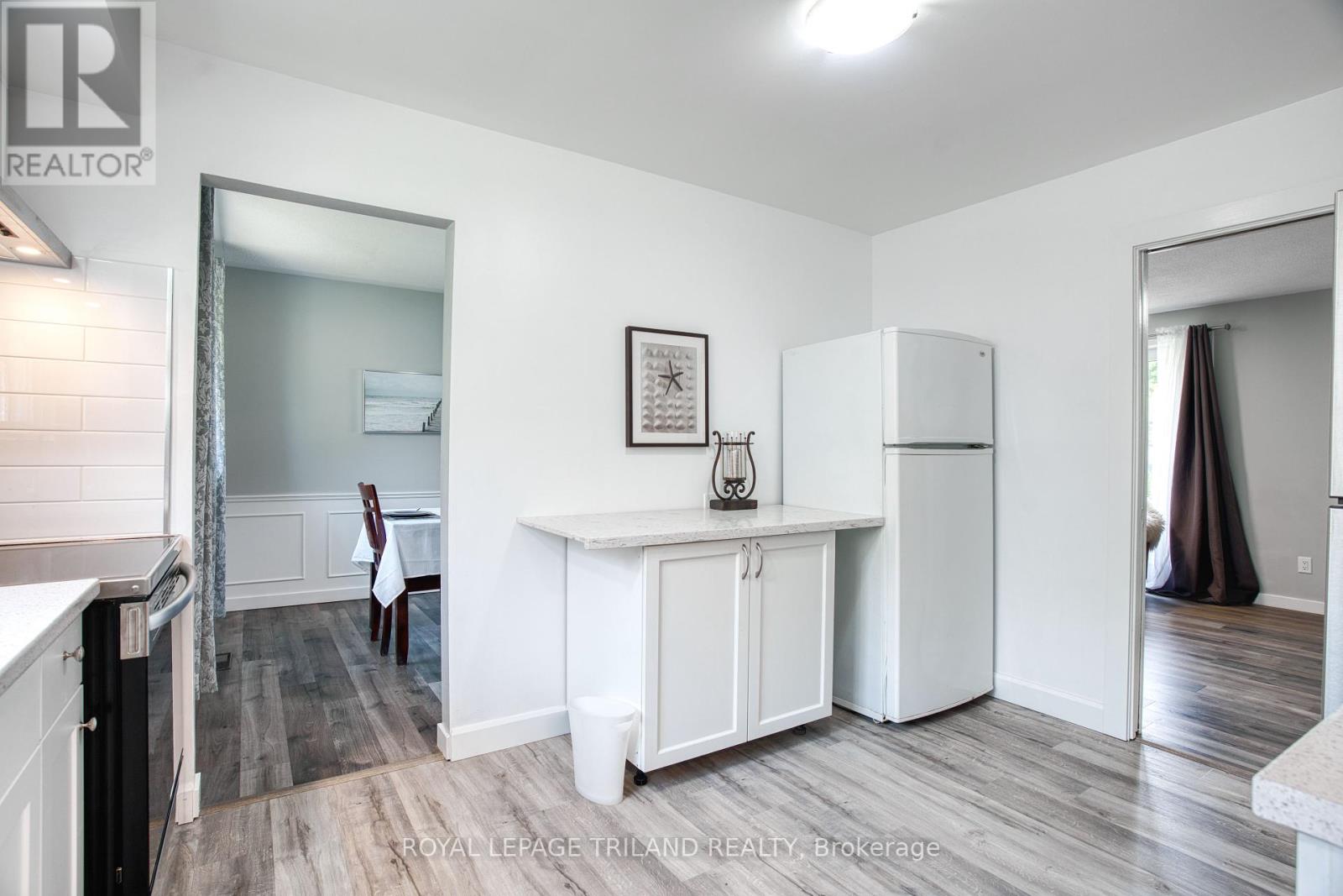 35 Rollscourt Gardens, London North, Ontario  N6G 1L9 - Photo 11 - X12163331