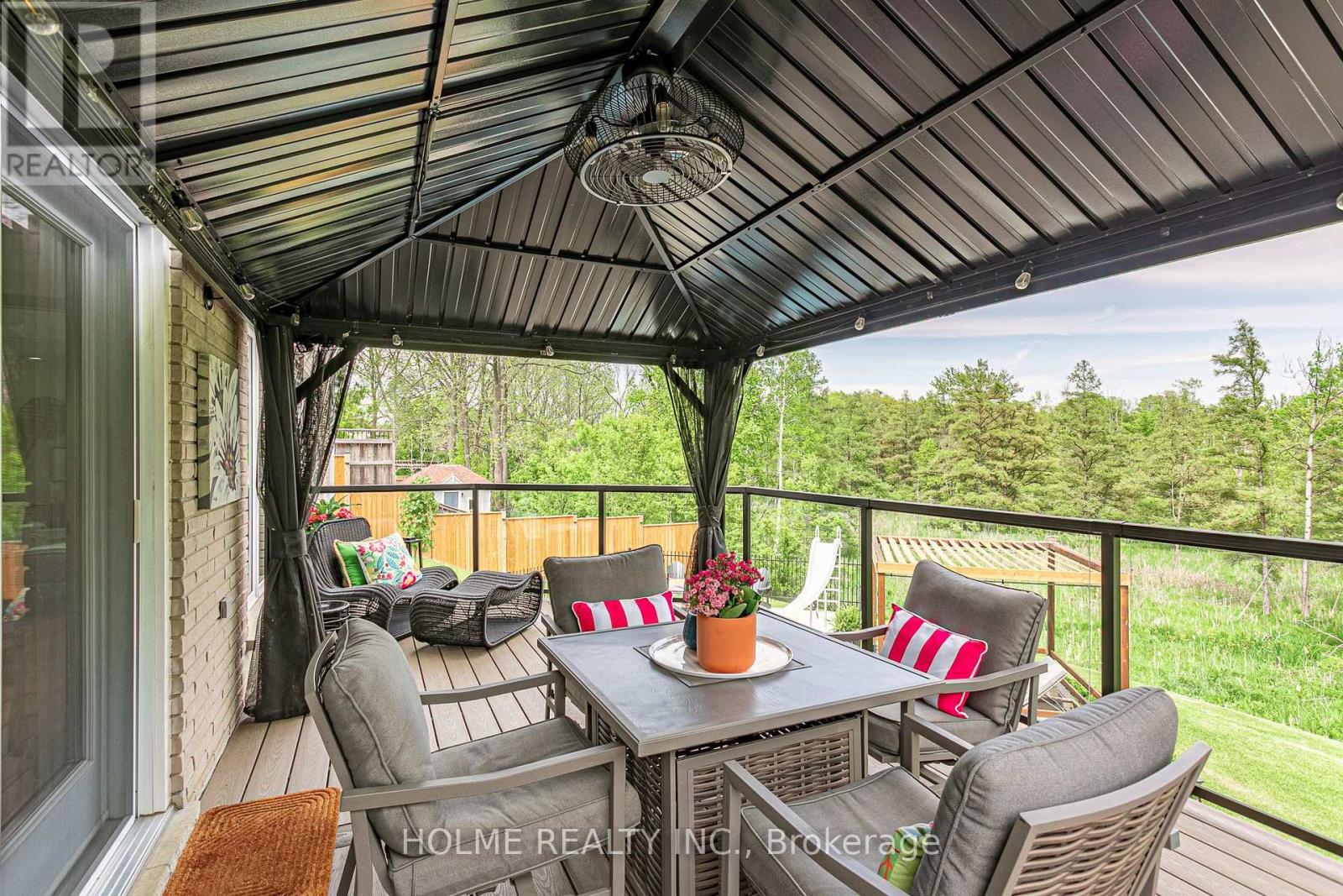 245 Riverview Drive, Strathroy Caradoc, Ontario  N7G 2G4 - Photo 38 - X12163342
