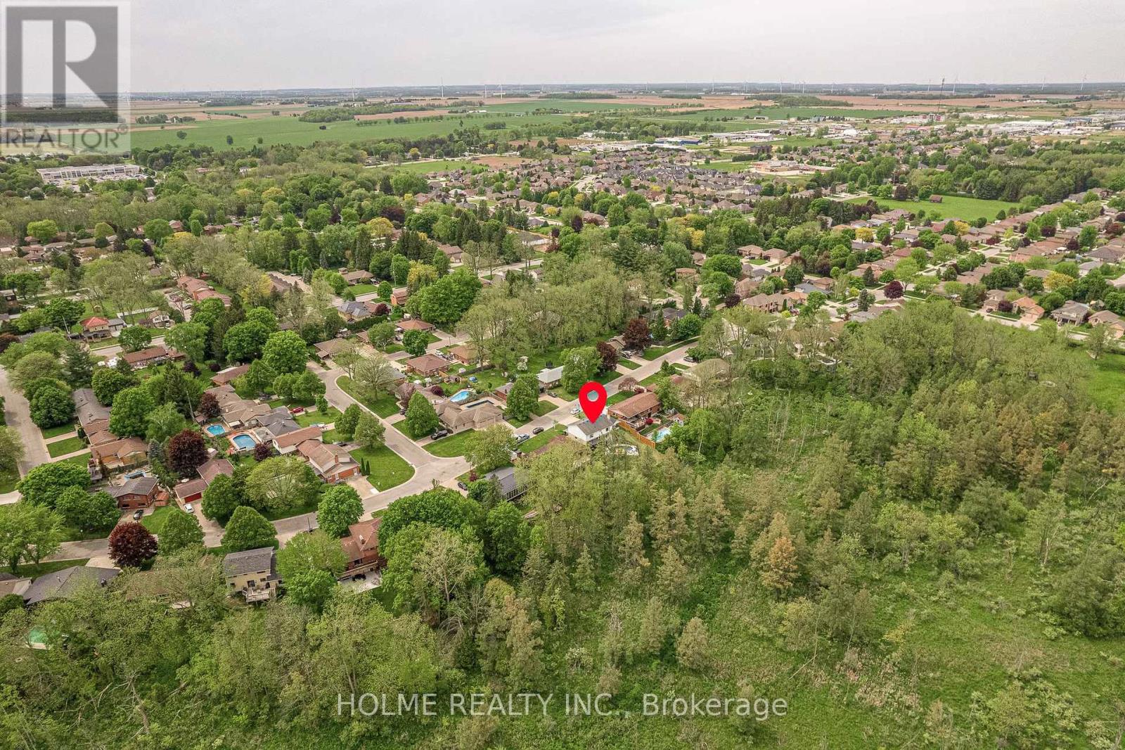 245 Riverview Drive, Strathroy Caradoc, Ontario  N7G 2G4 - Photo 43 - X12163342
