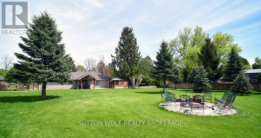 10 Evergreen Court, Adelaide Metcalfe, Ontario  N7G 4C7 - Photo 29 - X12163343