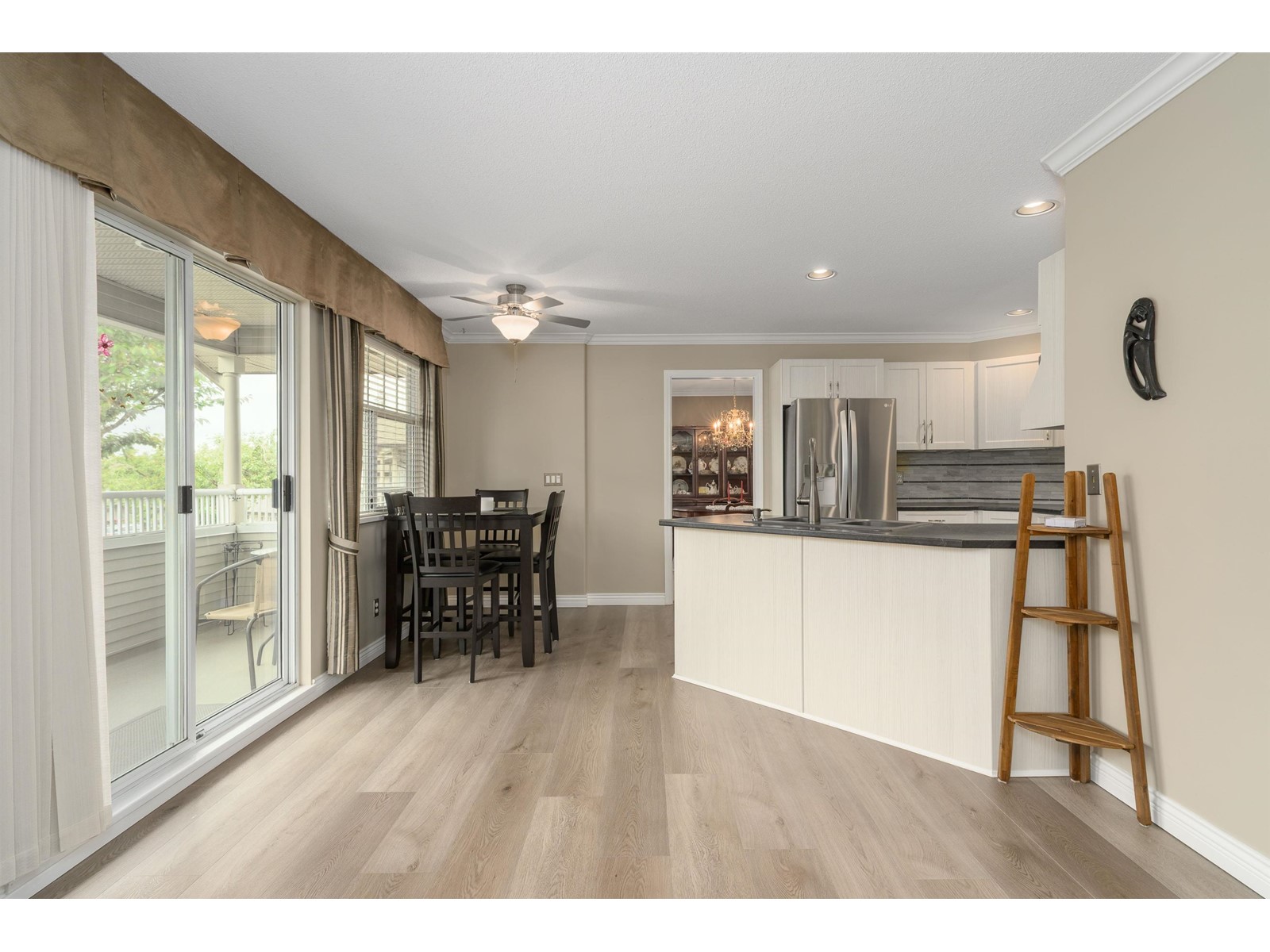 Property at 188 20391 96 AVENUE image 2