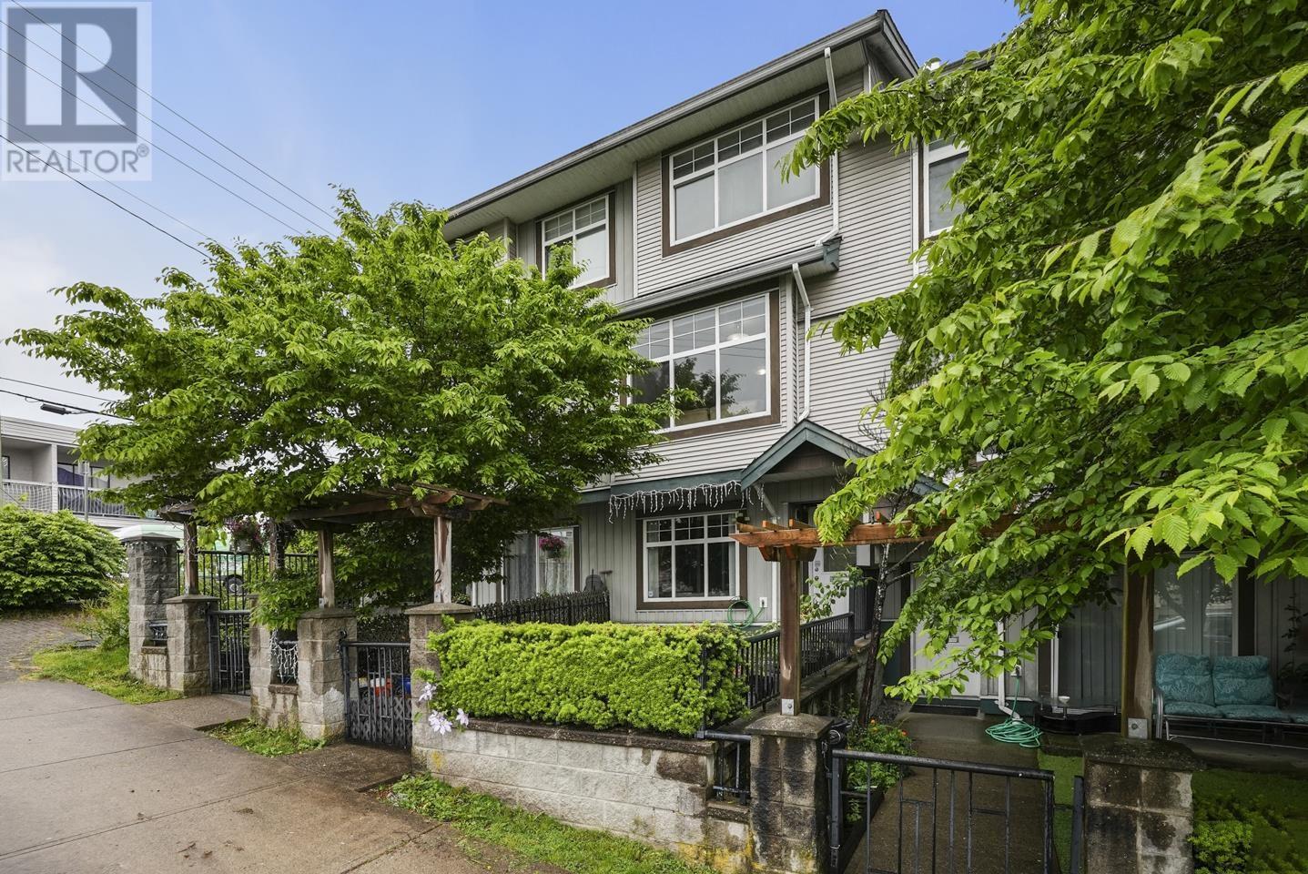 Property at 2 22466 NORTH AVENUE image 2