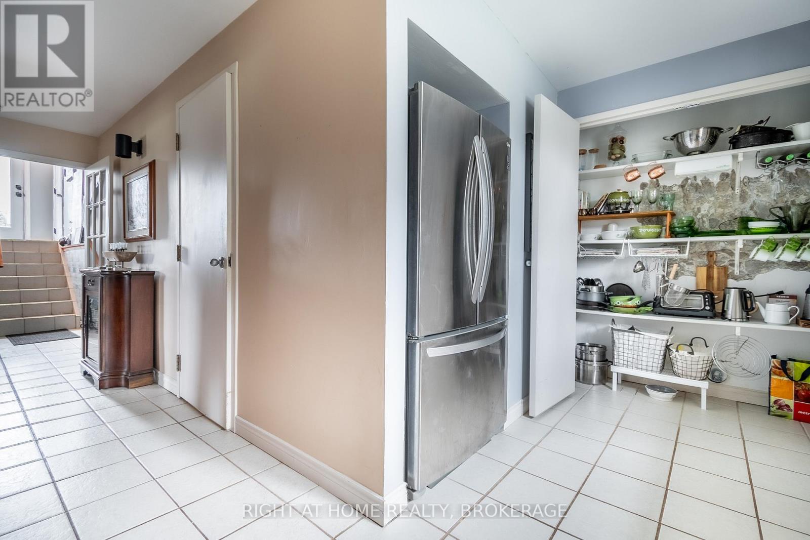 152 Kingsway Street, Welland, Ontario  L3B 3N9 - Photo 37 - X12108630