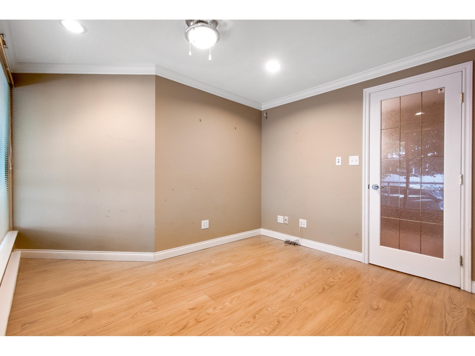 15250 Thrift Avenue, White Rock, British Columbia  V4B 2L2 - Photo 12 - C8069366