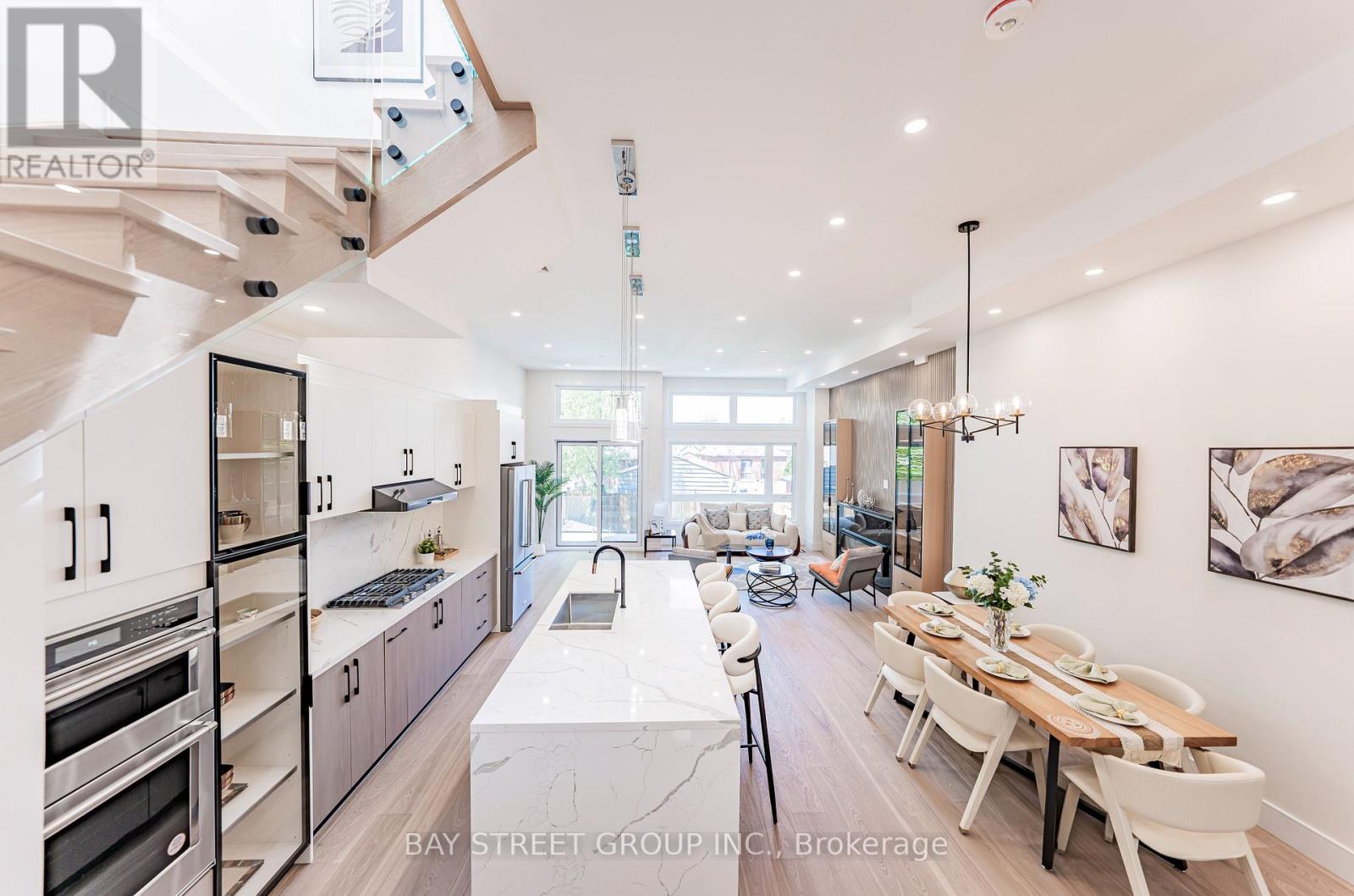 186 Holborne Avenue, Toronto, Ontario  M4C 2R8 - Photo 19 - E12163247