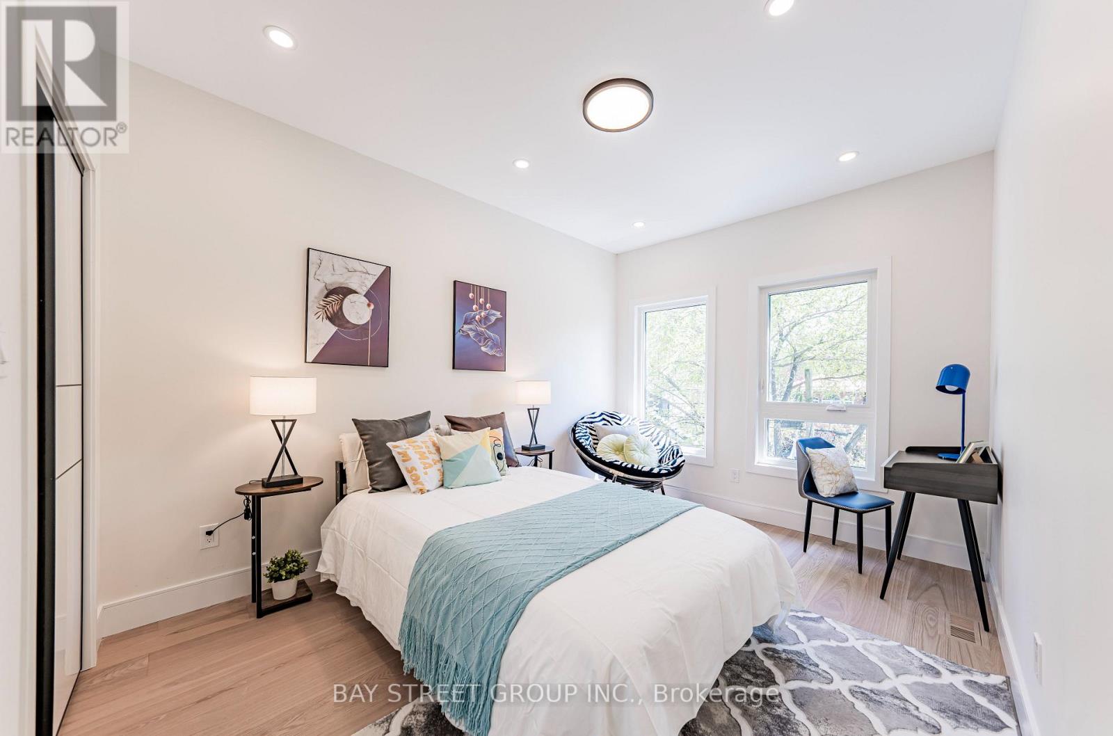 186 Holborne Avenue, Toronto, Ontario  M4C 2R8 - Photo 28 - E12163247