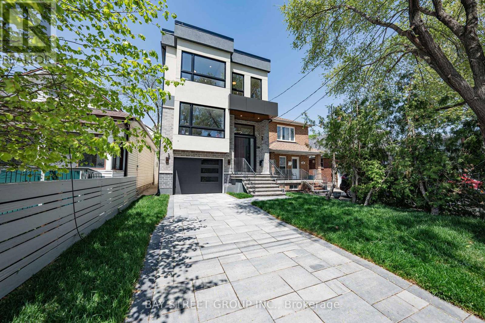 186 Holborne Avenue, Toronto, Ontario  M4C 2R8 - Photo 3 - E12163247