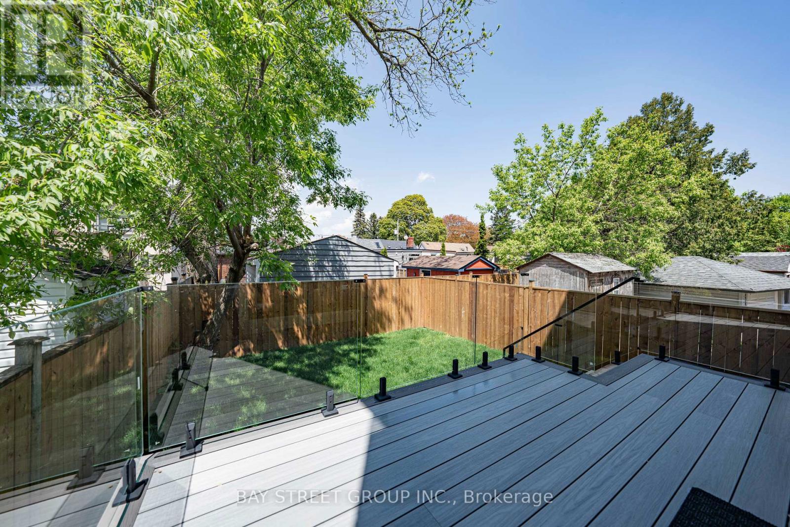 186 Holborne Avenue, Toronto, Ontario  M4C 2R8 - Photo 46 - E12163247
