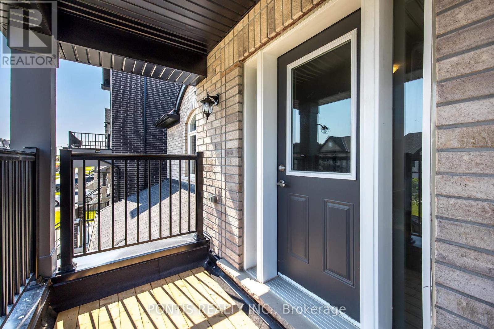 1406 Stovell Crescent, Innisfil, Ontario  L0L 1W0 - Photo 4 - N12163097