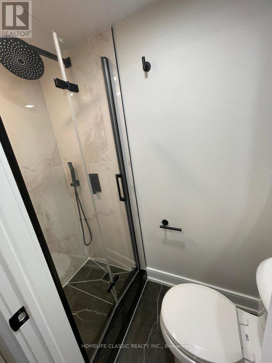 Unit B - 32 Gwillimbury Drive W, Bradford West Gwillimbury, Ontario  L3Z 0A8 - Photo 6 - N12163137