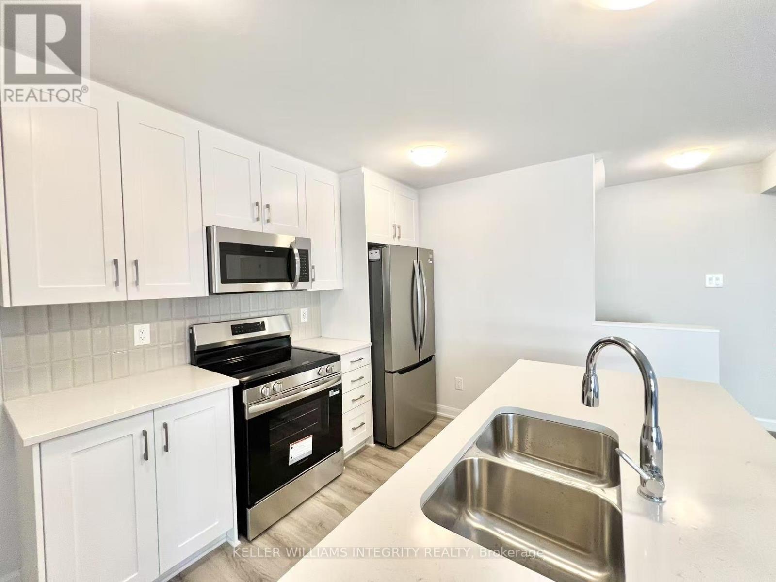 1407 Creekway Private, Ottawa, Ontario  K2T 0T1 - Photo 11 - X12143216