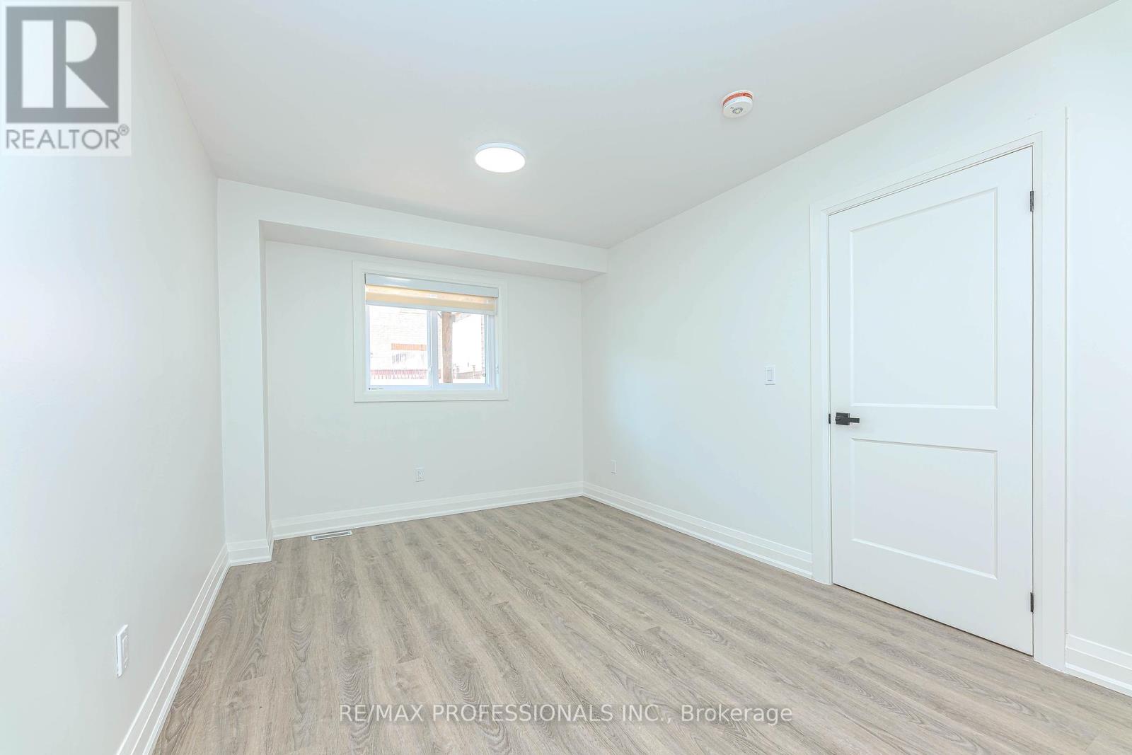 1 - 295 Deepsprings Crescent, Vaughan, Ontario  L6A 3L6 - Photo 29 - N12163202