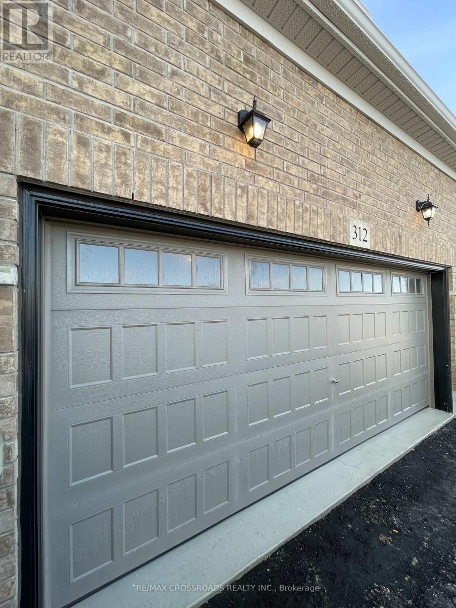 312 Madelaine Drive, Barrie, Ontario  L9J 0P4 - Photo 17 - S12163161