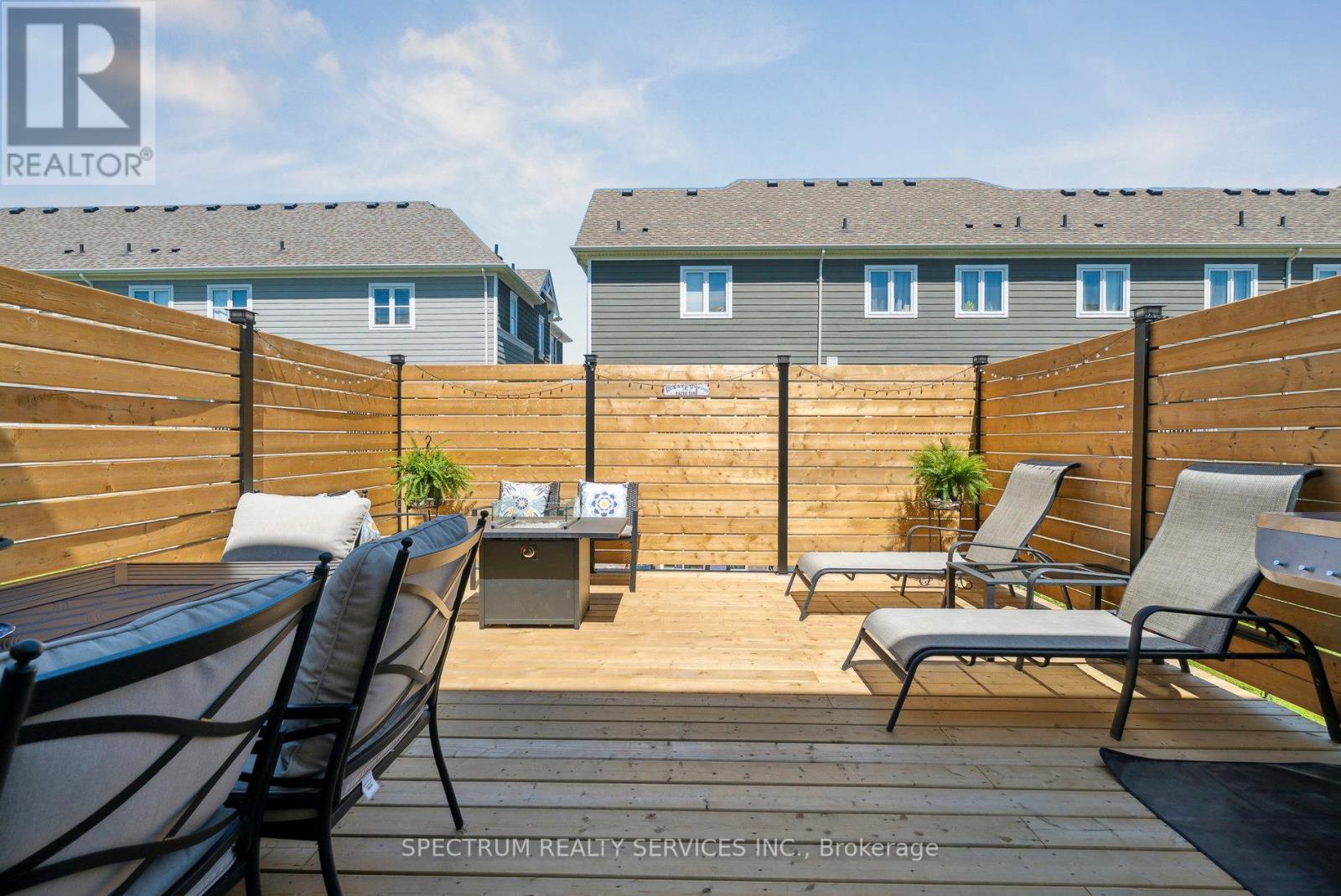 29 Shelburne Avenue, Wasaga Beach, Ontario  L9Z 0J4 - Photo 31 - S12162645