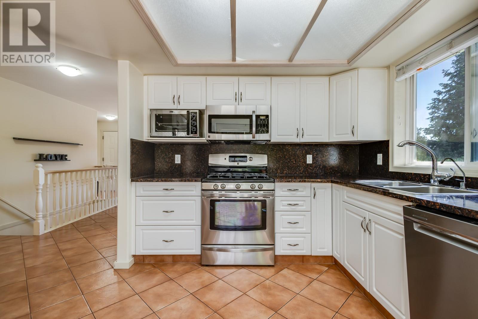 2367 Shannon Woods Drive, West Kelowna, British Columbia  V4T 2L9 - Photo 7 - 10340335