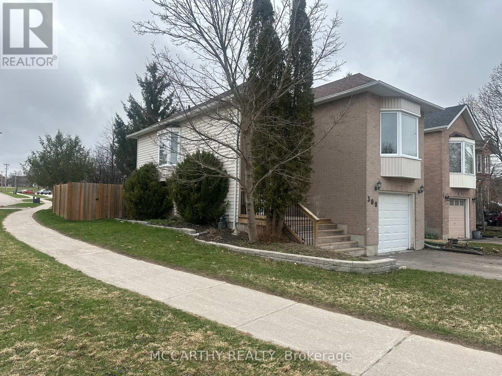 300 SHELBURNE PLACE, Shelburne, Ontario