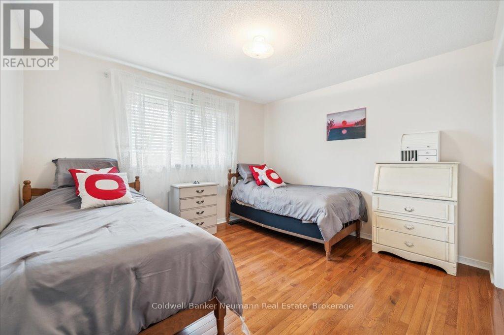 17 Brazolot Drive, Guelph, Ontario  N1G 4M1 - Photo 22 - X12163336