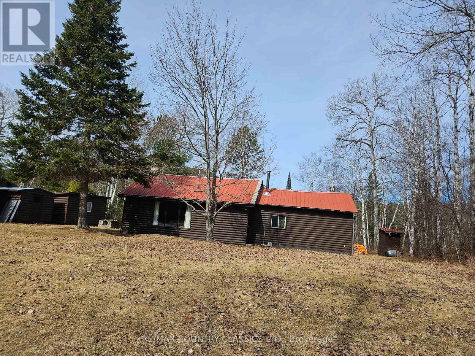 61 RIVER LANE, South Algonquin, Ontario