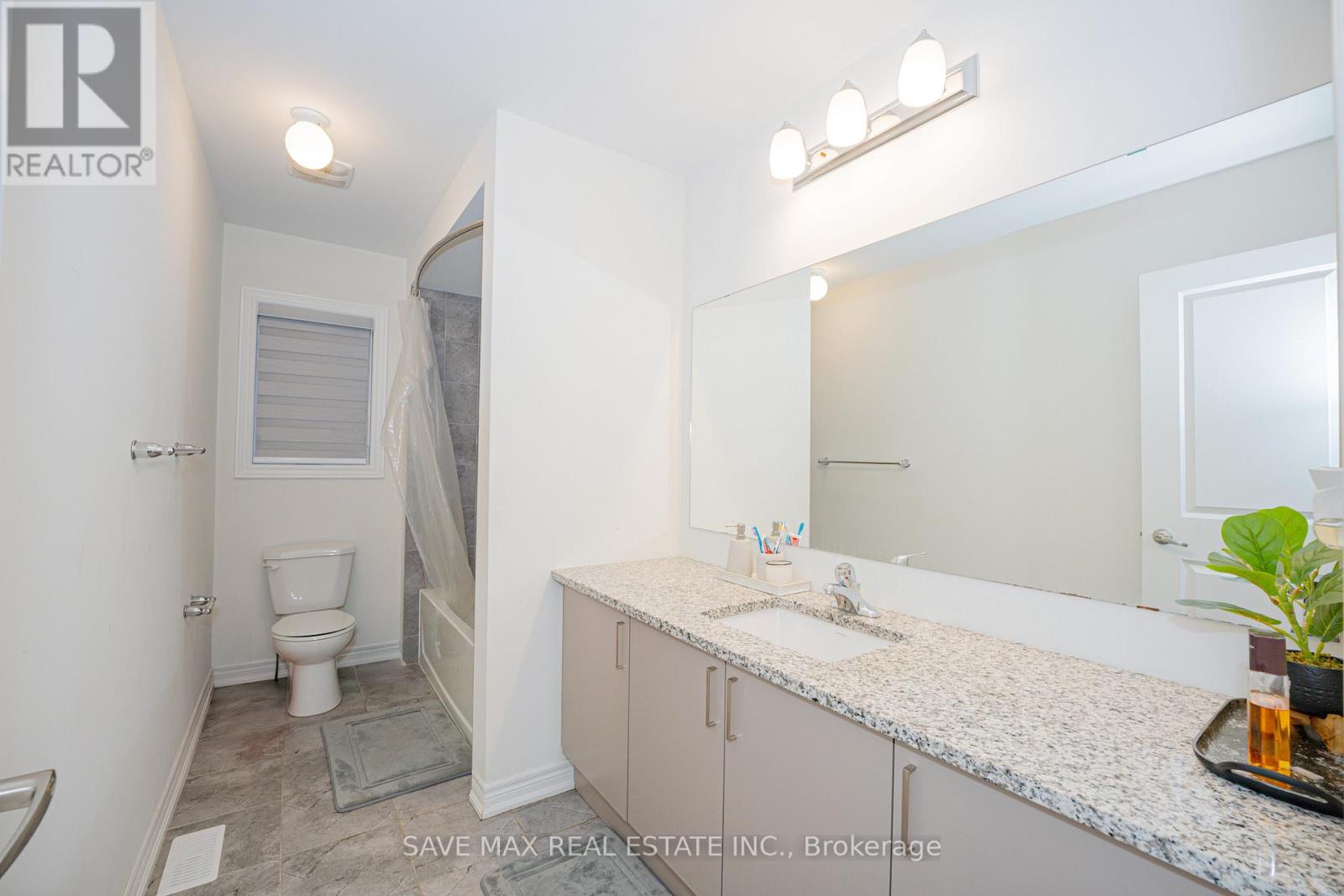 2576 Bandsman Crescent, Oshawa, Ontario  L1L 0M1 - Photo 33 - E12162996