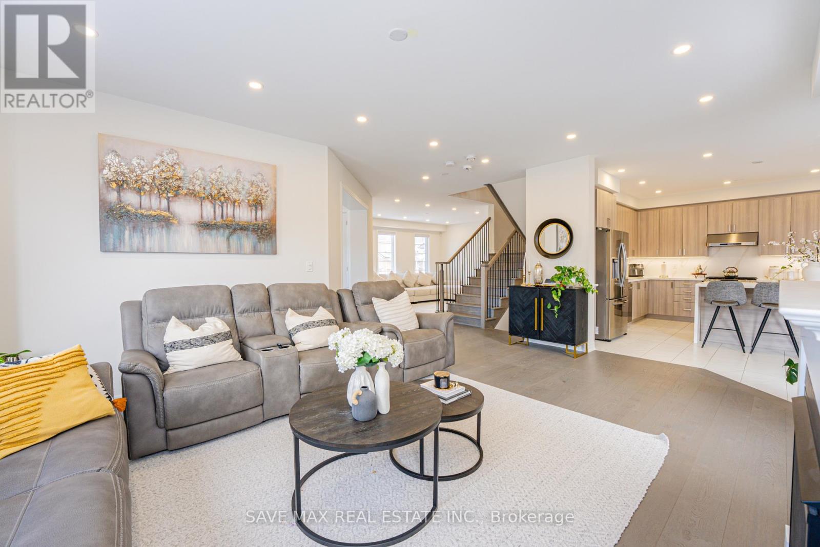 2576 Bandsman Crescent, Oshawa, Ontario  L1L 0M1 - Photo 11 - E12162996