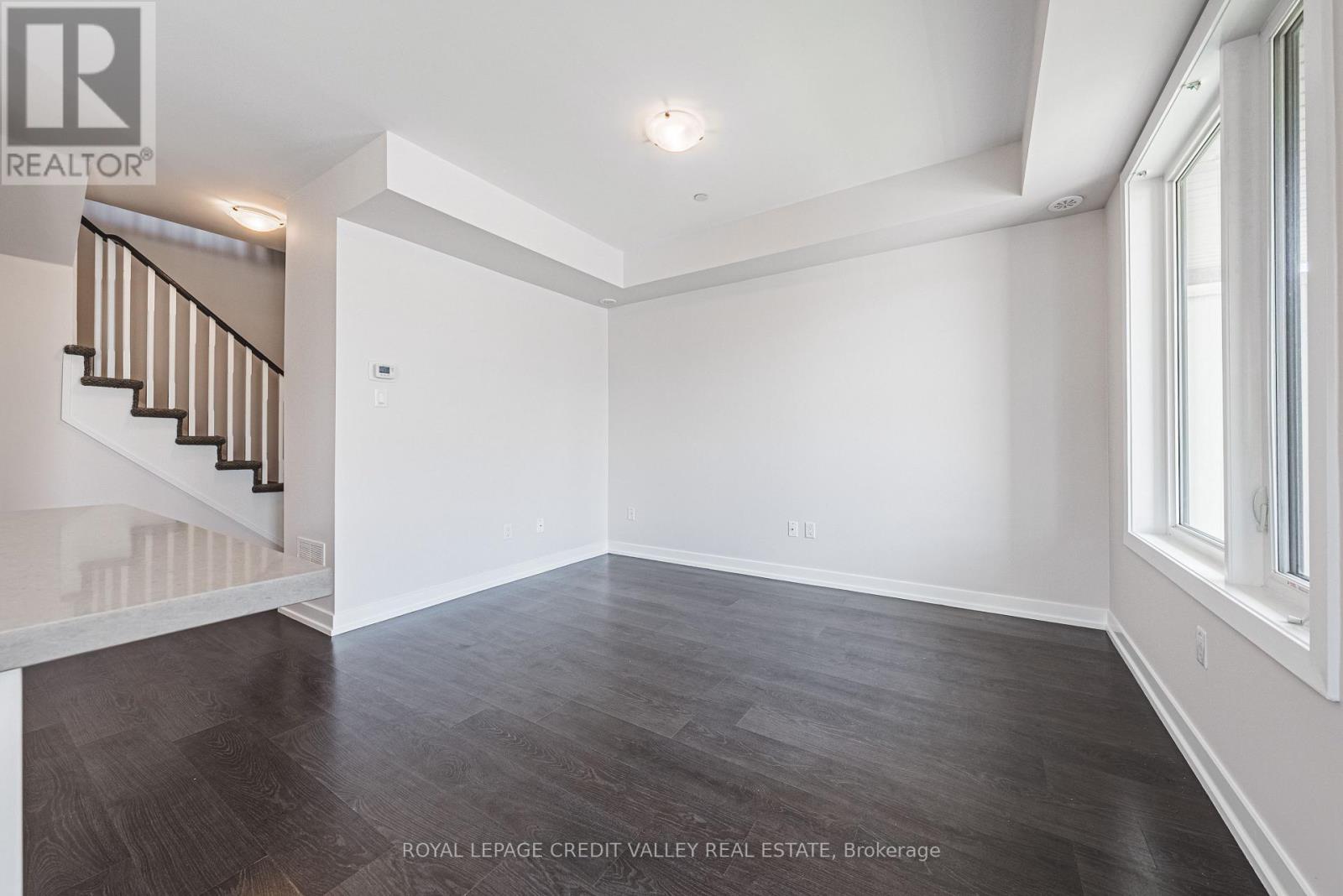 116 - 256 Royal York Road E, Toronto, Ontario  M8V 1Y8 - Photo 7 - W12130132