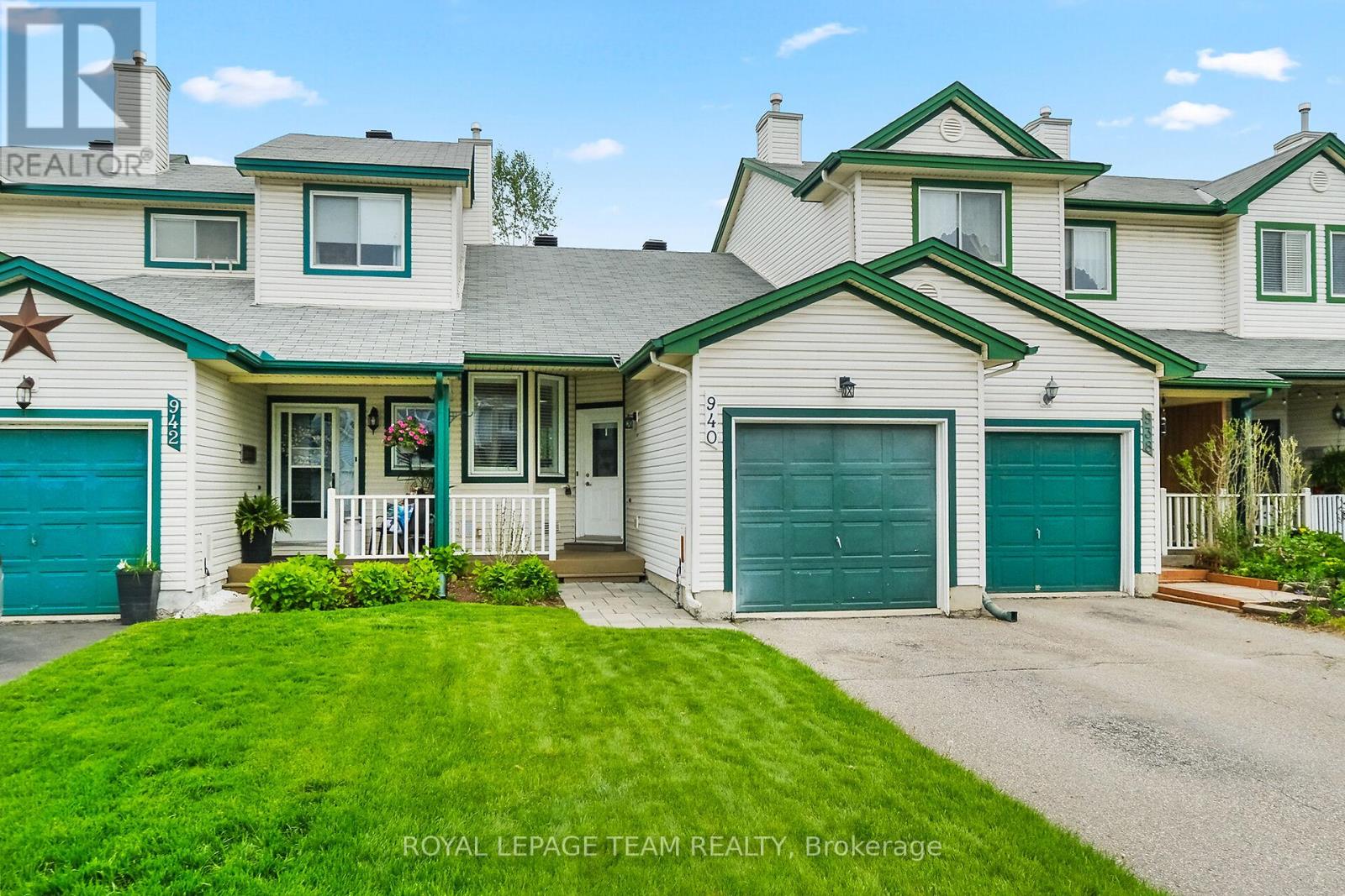 940 Maley Street, North Grenville, Ontario  K0G 1J0 - Photo 2 - X12163346