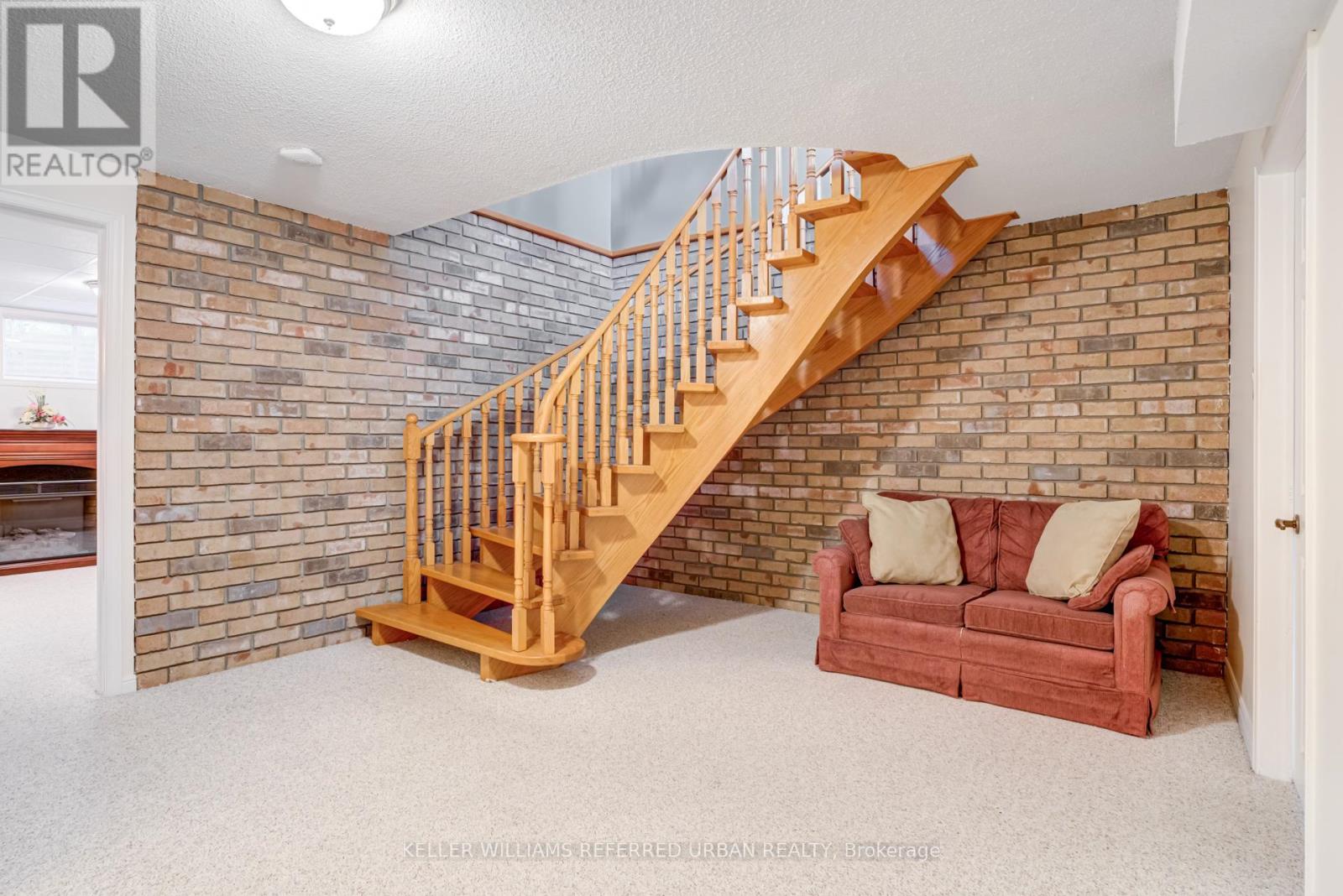 4175 Tall Pine Court, Mississauga, Ontario  L5C 3S7 - Photo 33 - W12163090